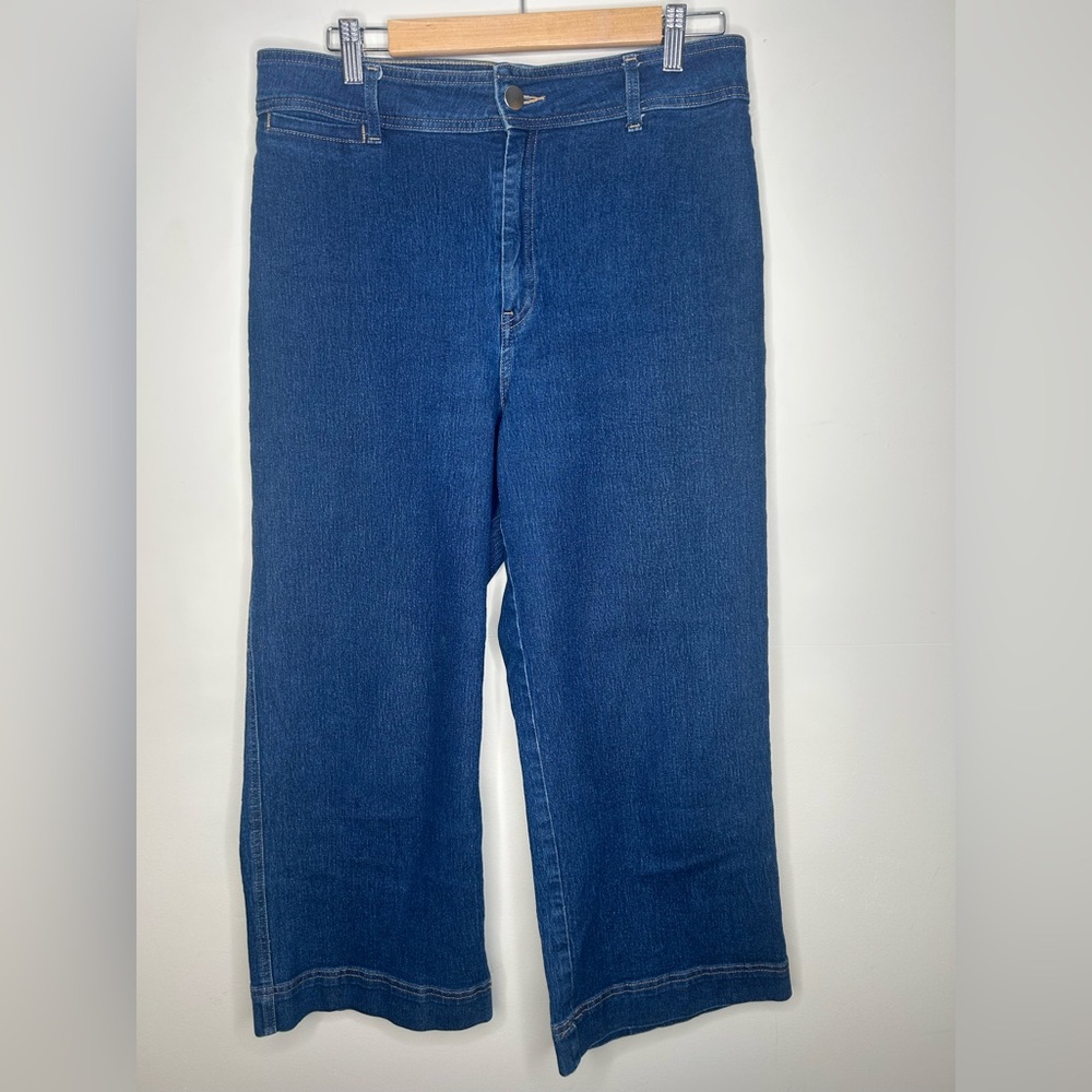 H&M Wide Leg Crop Flat Front Jeans Size 12